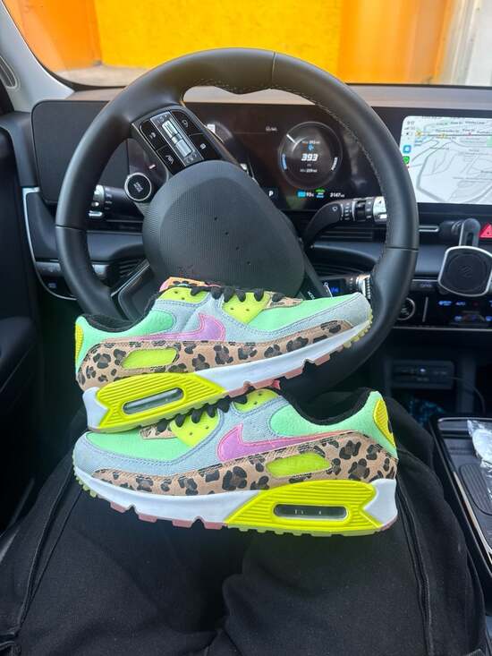 Nike Air Max 90 LX Illusion Green Women's CW3499-300 - Picture 2 of 6